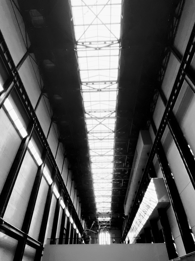 Compositive Lines in High Contrast