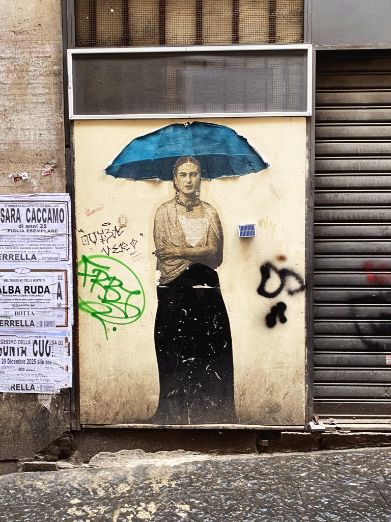 Frida i el paraigua blau – Nàpols